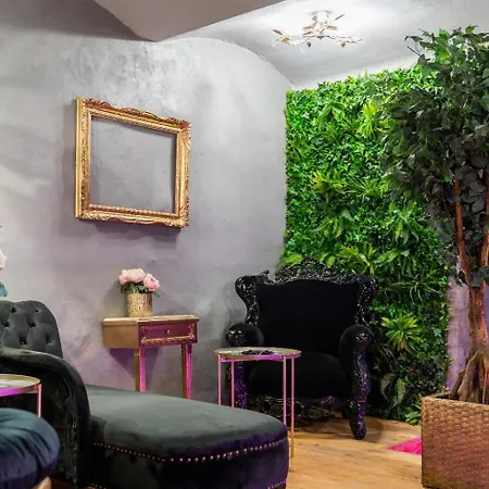 Trznice 公寓 奥洛穆茨